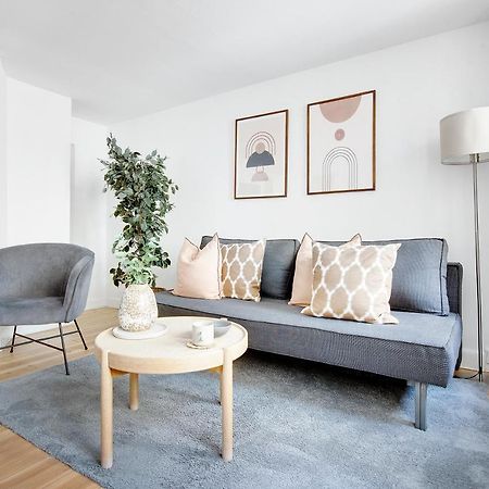 Sanders Central - Petite One-Bedroom Apartment In The Middle Of It All Копенхаген Екстериор снимка