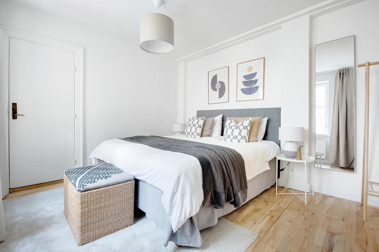 Sanders Central - Petite One-Bedroom Apartment In The Middle Of It All Копенхаген Екстериор снимка