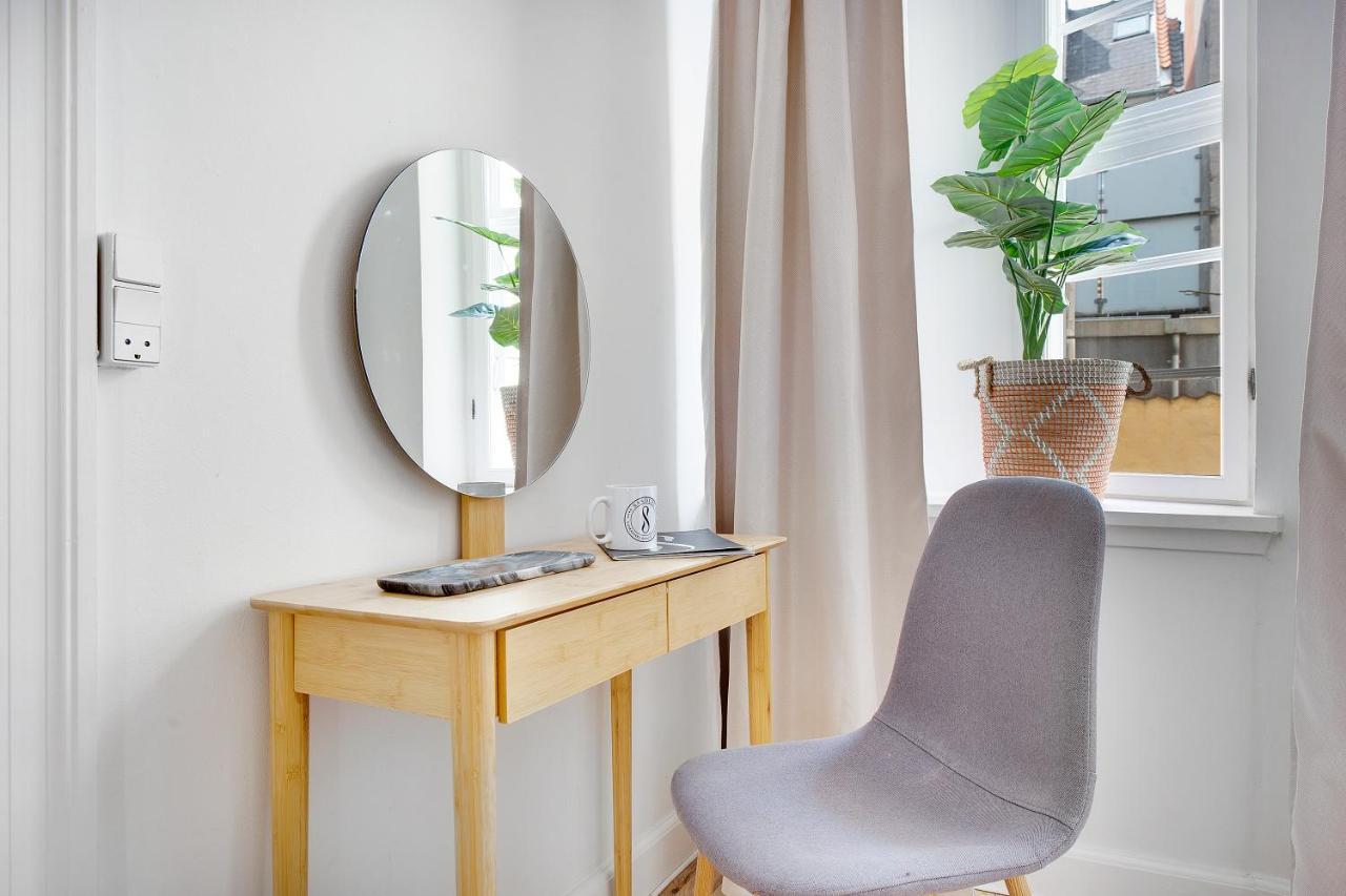 Sanders Central - Petite One-Bedroom Apartment In The Middle Of It All Копенхаген Екстериор снимка